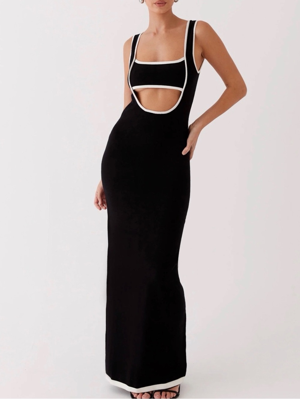 Lost In Paris Knit Maxi Dress - Black